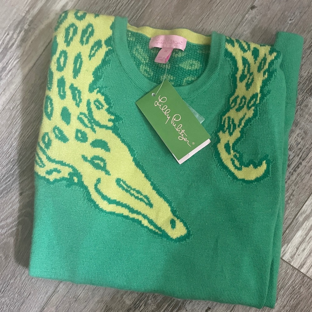 Lilly Pulitzer alligator sweater XS